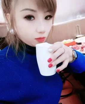 服务出众的妹子！