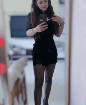 身材好的小少妇