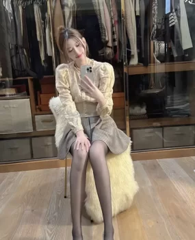 逛男装店邂逅人间值得黑丝御姐很丝滑会玩