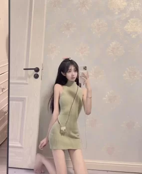 苗条亭亭玉立公司职员小助理仙女姐姐本人