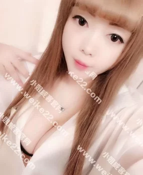 验证华新街一个F杯大胸mm