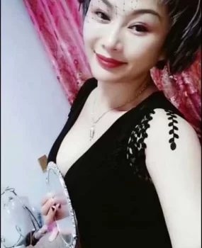 [武昌] 中南路开心大美妞